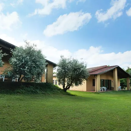 In Collina Alloggio per agriturismo