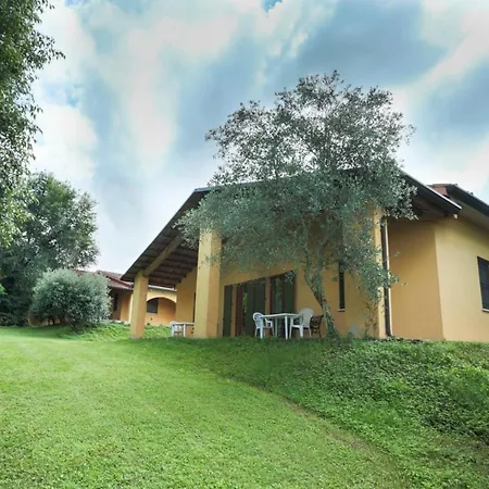 In Collina Alloggio per agriturismo Volta Mantovana