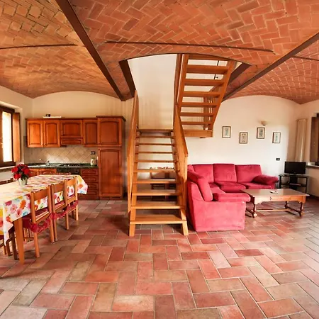 Alloggio per agriturismo In Collina
